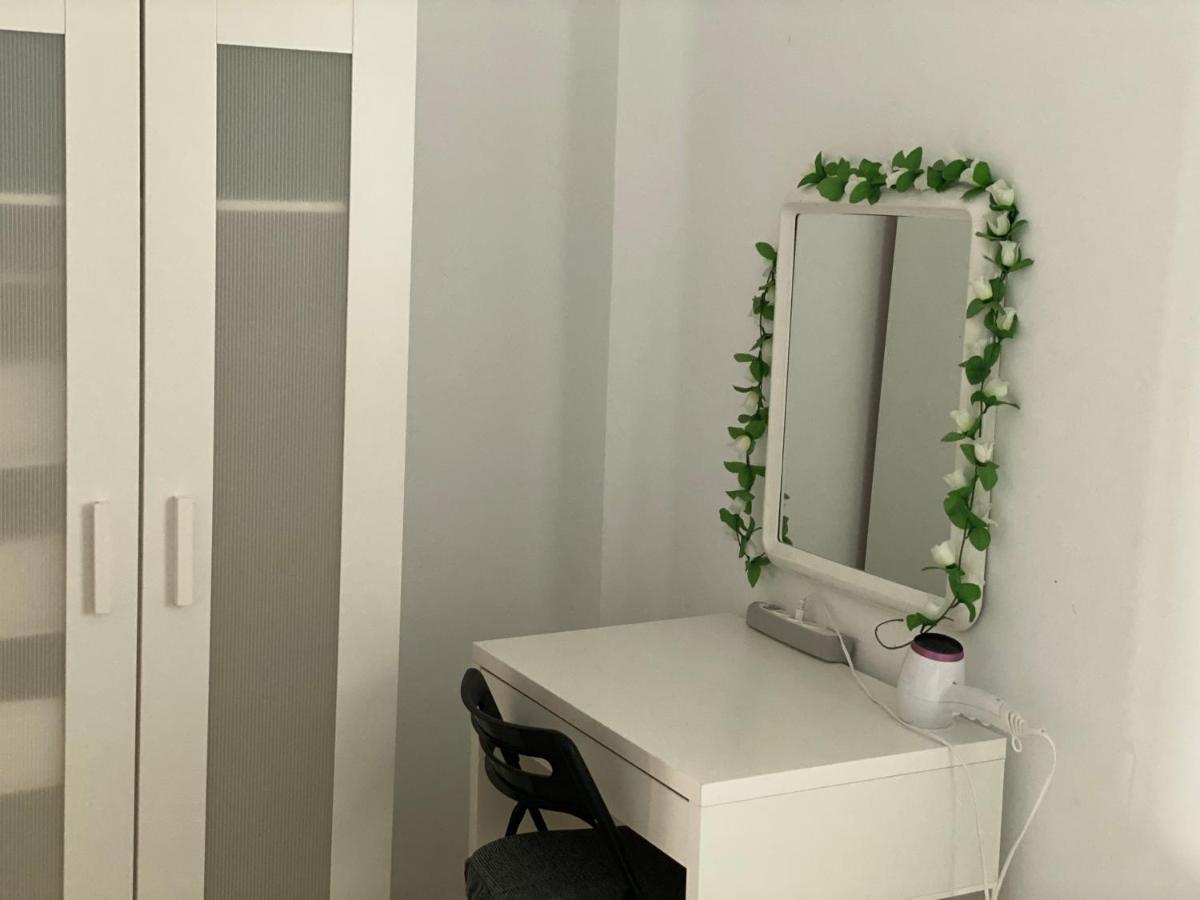 Malaga Centro Habitaciones Privada En Apartamento Compartidos Ngoại thất bức ảnh